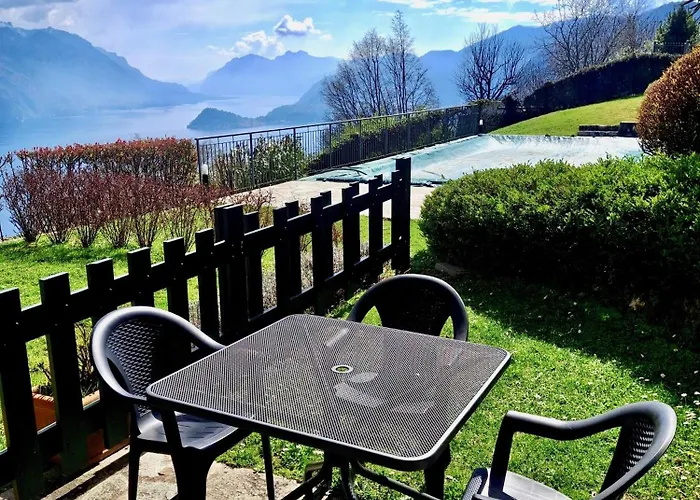 Bellavista With Pool & Lakeview Lägenhet