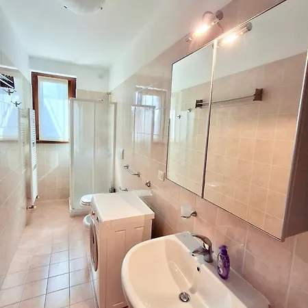 Apartamento Bellavista With Pool & Lakeview